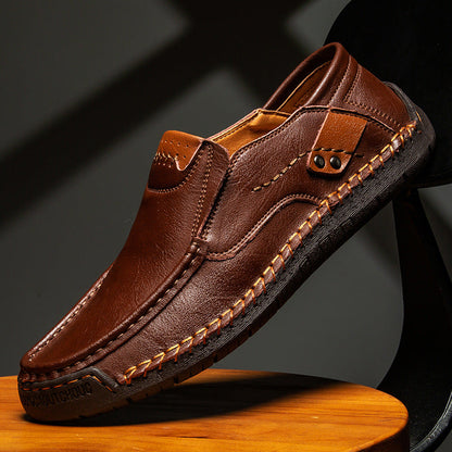 Outdoor walking shoes with supportive design for men | Ivan