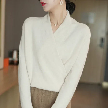 Soft cashmere crewneck jumper for women | Novelle -8