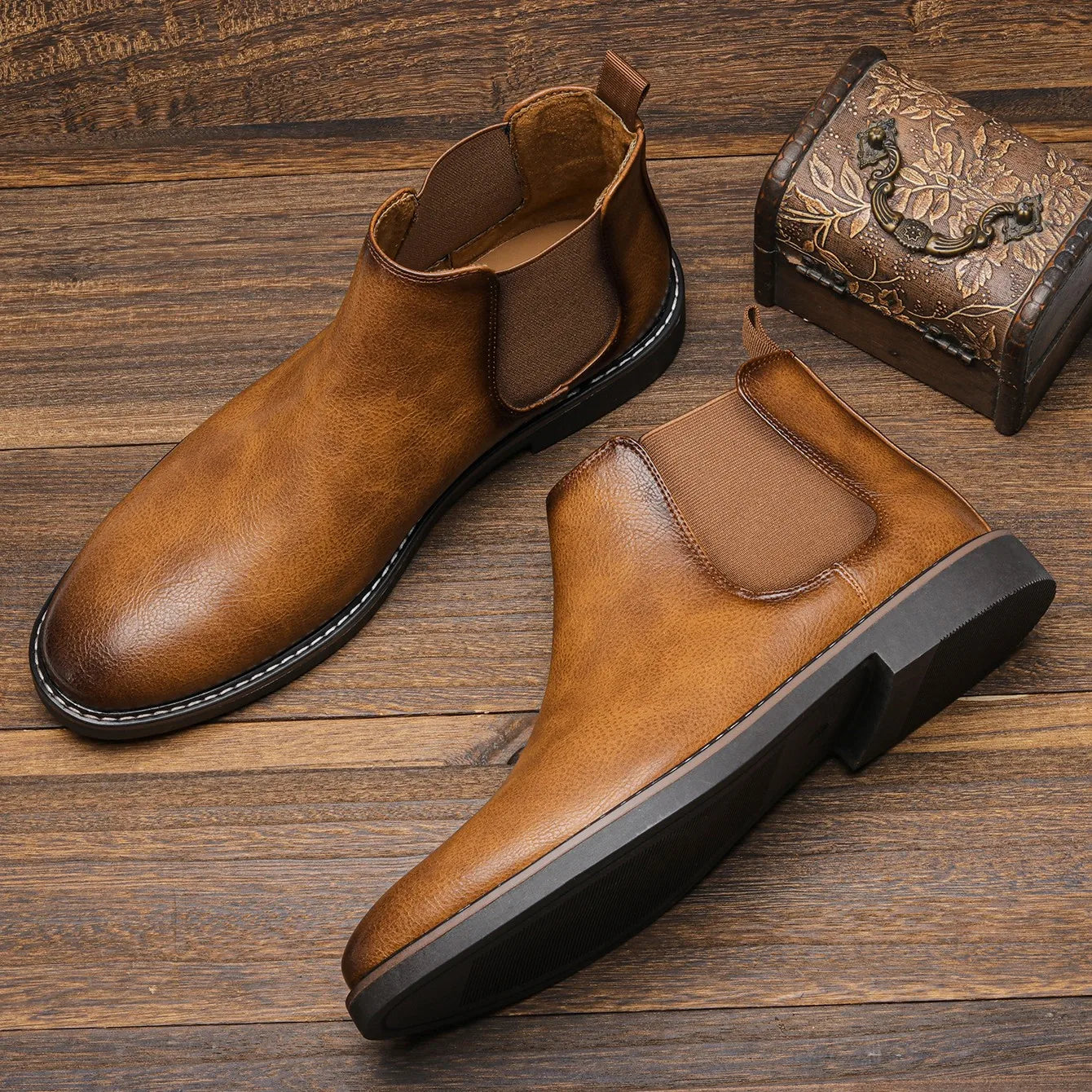 Timeless Chelsea boots with classic silhouette for men | Emerson