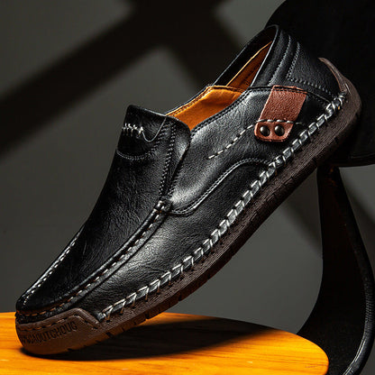 Outdoor walking shoes with supportive design for men | Ivan