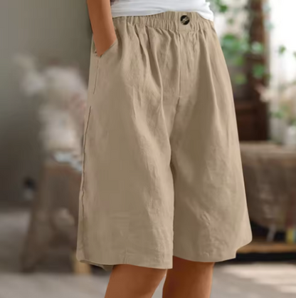 Everyday elegant shorts for women | Meline -8