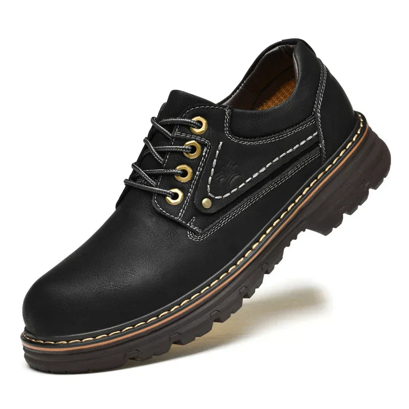 Rugged oxford shoes with classic silhouette for men | Cruz