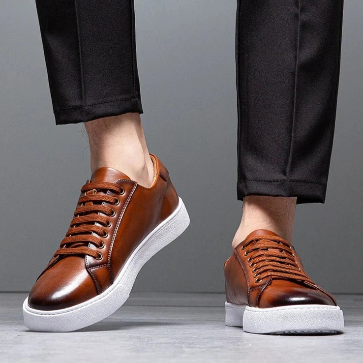 Leather casual trainer for men | Marco -10