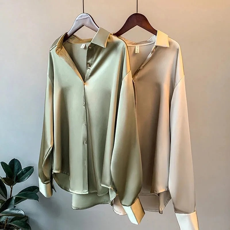 Vintage-inspired blouse for women | Silvana