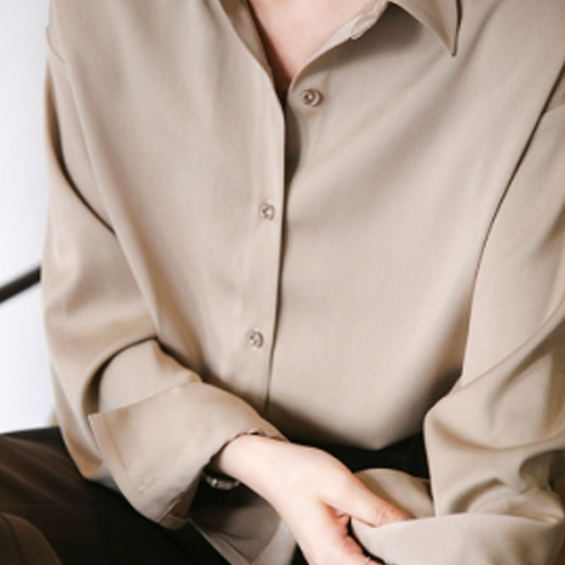 Vintage-inspired blouse for women | Silvana
