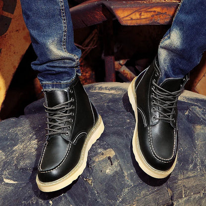 Retro boots with classic silhouette for men | Harrison