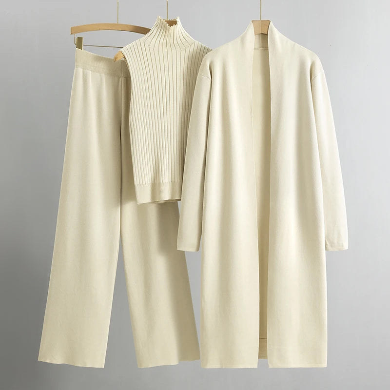 Coordinated three-piece outfit set for women | Mirella -1