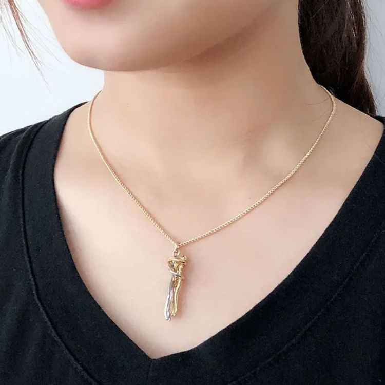Classic gold and silver hug couple necklace for women -2