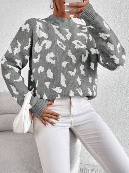 Bold leopard-print knit everyday jumper for women -3