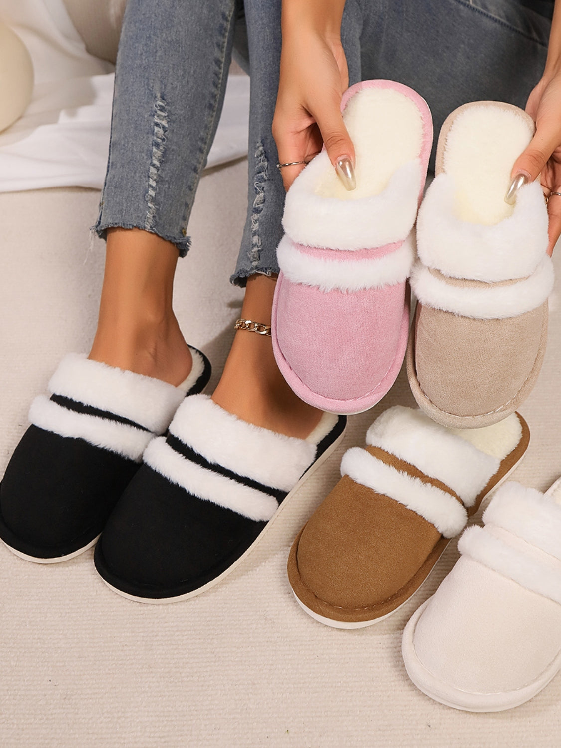 Slippers rond fausse fourrure contrast for women -1