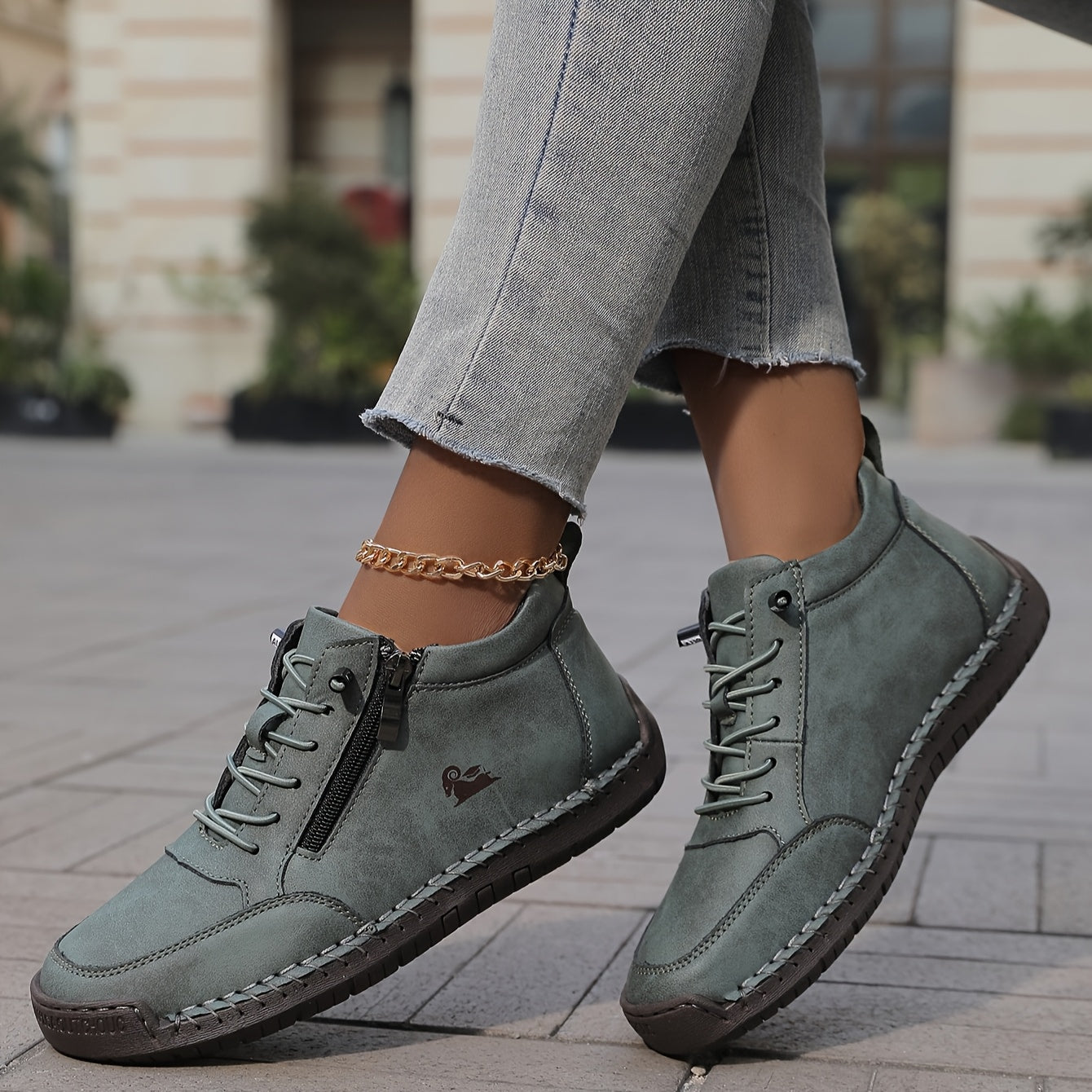 Zip-up orthopaedic everyday shoes for women | Helena -2