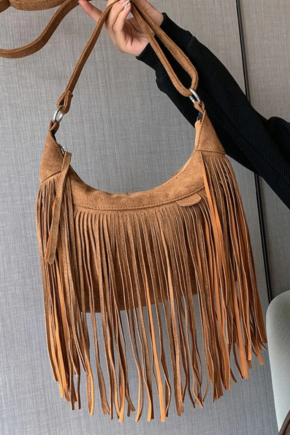 Fringe shoulder bag for women -2