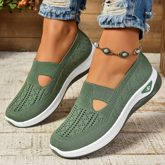 Orthopaedic slip-on shoes for women | Carry