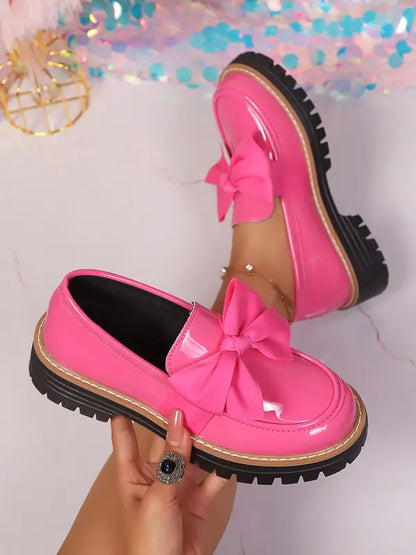 Artisan loafers with bow detail for women | Chelsea