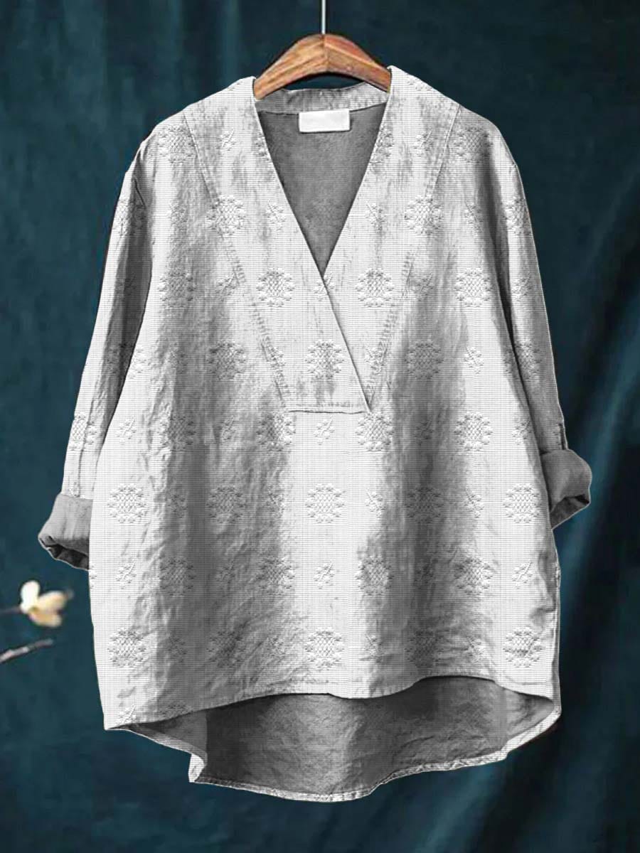 Embroidered blouse with V-neck silhouette for women | Cara
