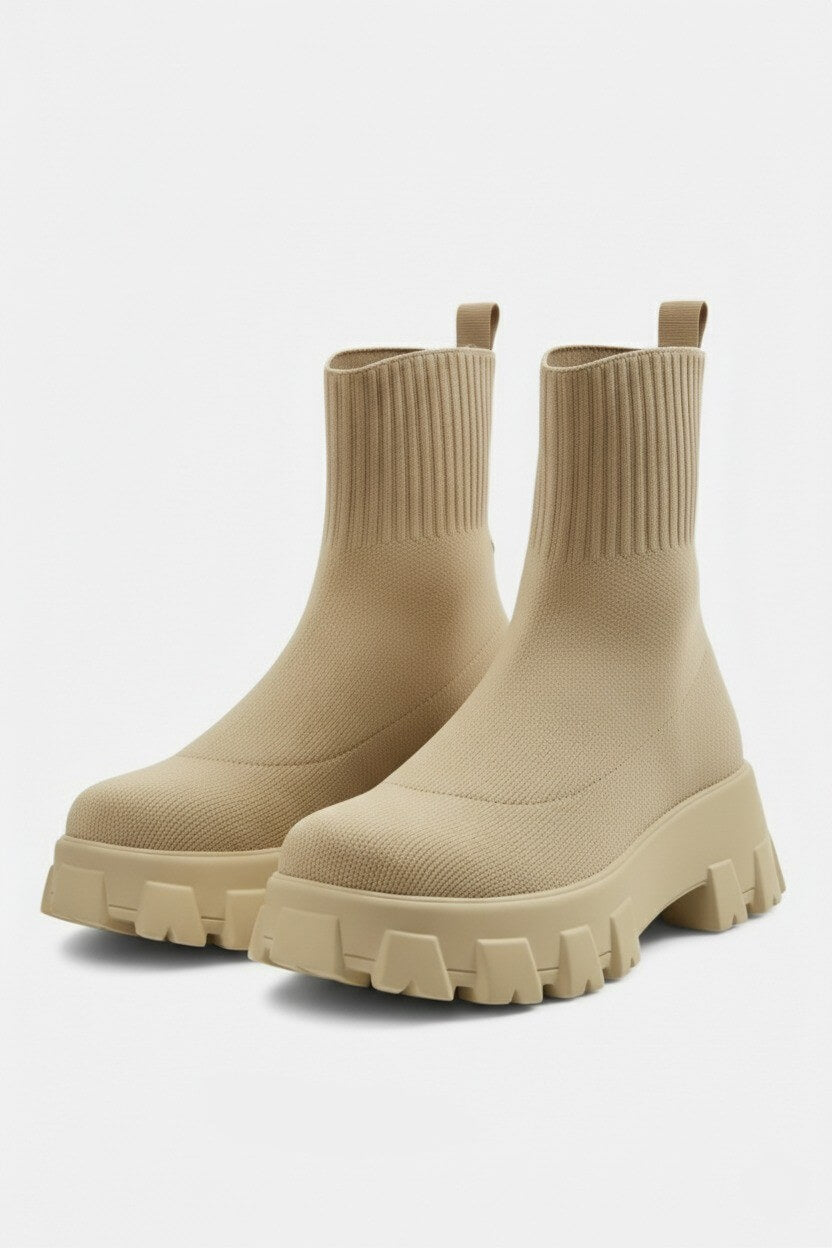 Thick-soled ankle boots with round-toe silhouette for women | Caurelle