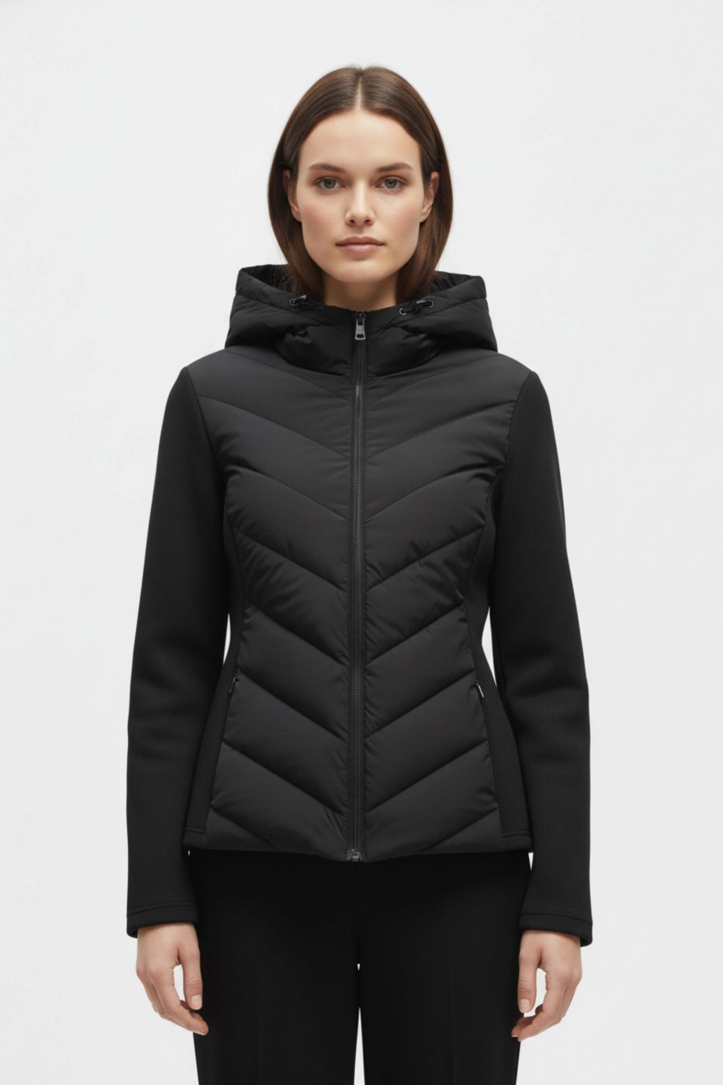 Hooded puffer jacket with sleek silhouette for women | Caurelle