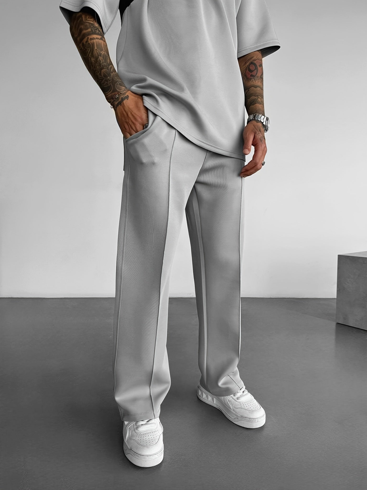 Classic pleated everyday trousers for men | Ellison -6