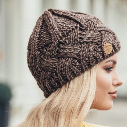 Bonnet knitted comfortable piece for women | Elle -4