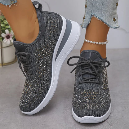 Supportive everyday sneakers for women | Brielle