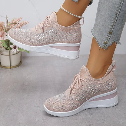Supportive everyday sneakers for women | Brielle