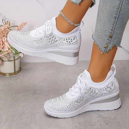 Supportive everyday sneakers for women | Brielle
