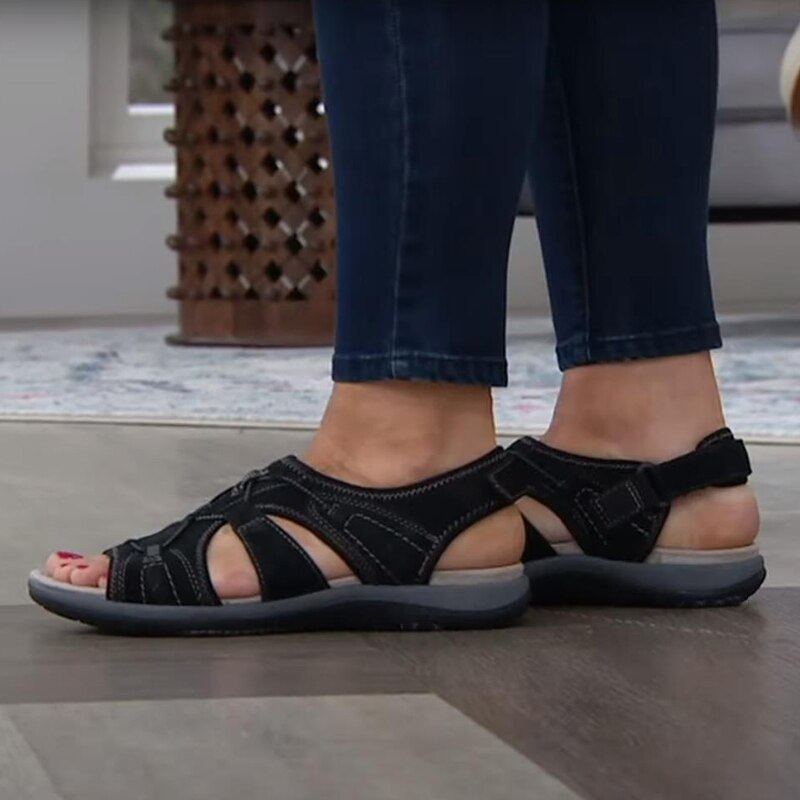 Stylish adjustable summer sandals for women | Daphne -15