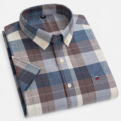 Classic oxford short-sleeve everyday shirt for men -9