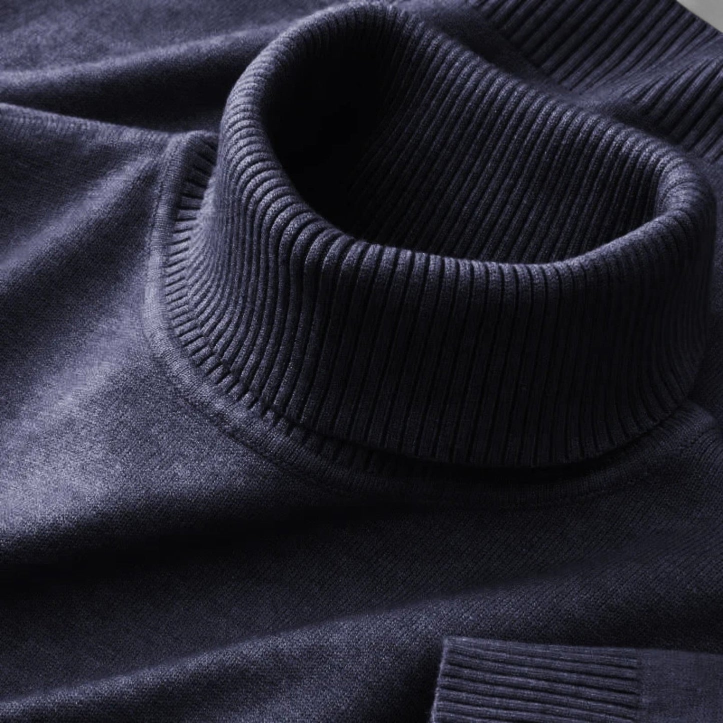 Classic knitted turtleneck sweater for men -8