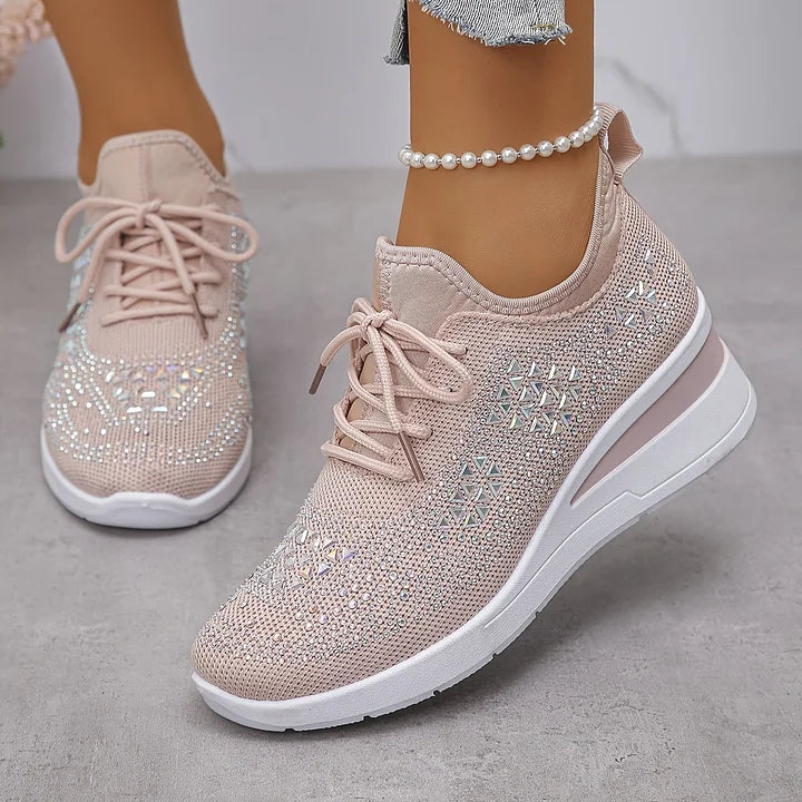Supportive everyday sneakers for women | Brielle