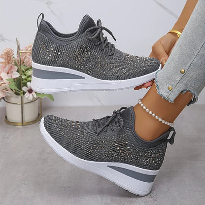 Supportive everyday sneakers for women | Brielle