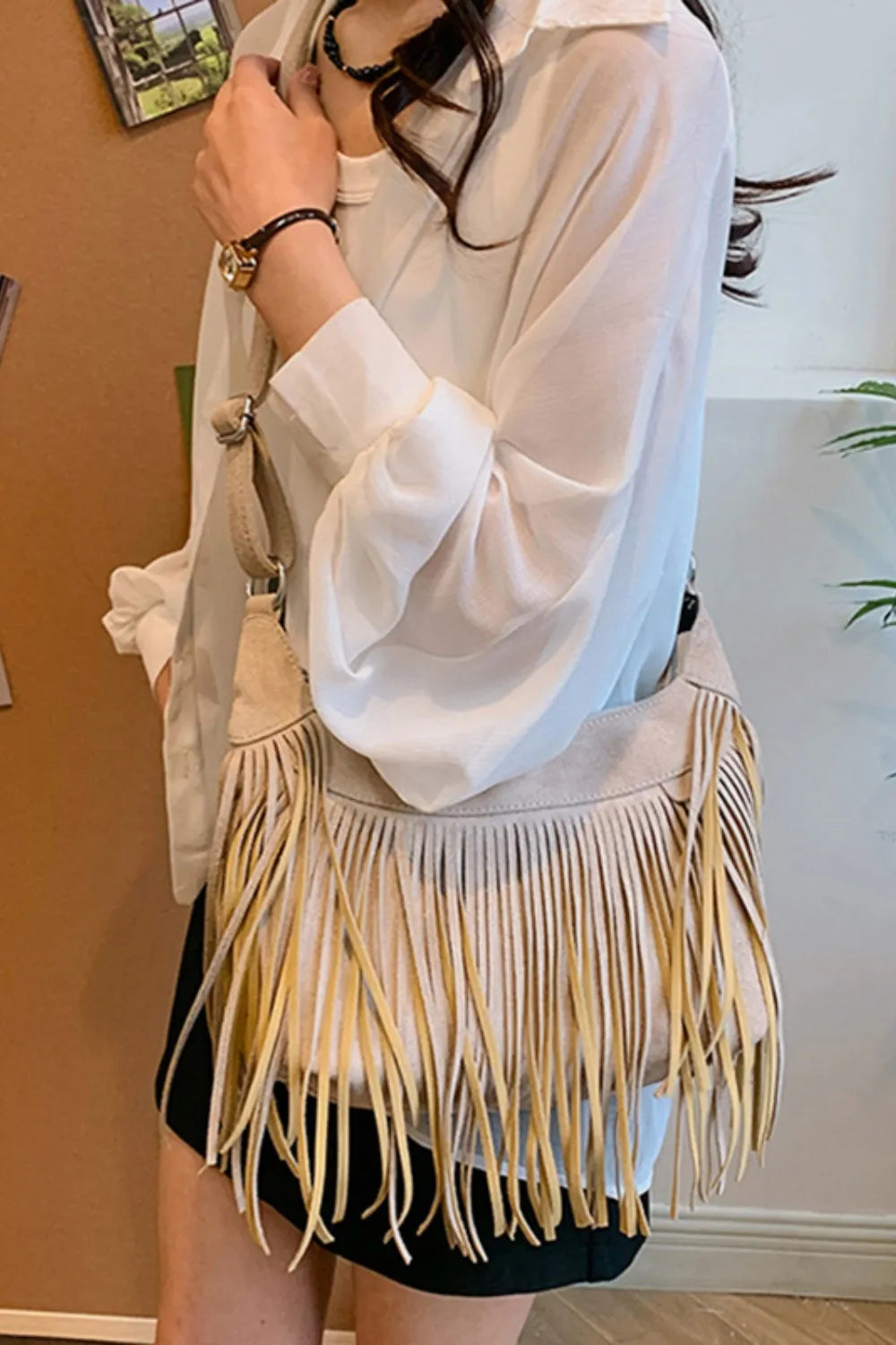 Fringe shoulder bag for women -10