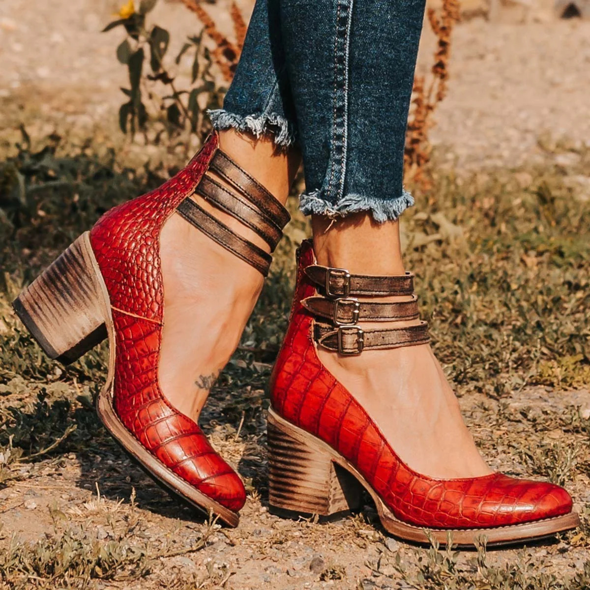 Vintage ankle strap sandal heels for women | Verona
