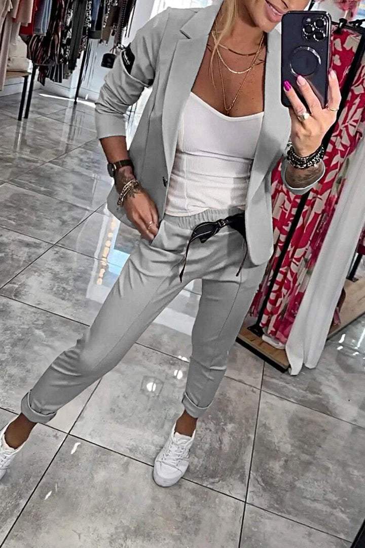 Chic relaxed two-piece set jacket for women | Fenna -5