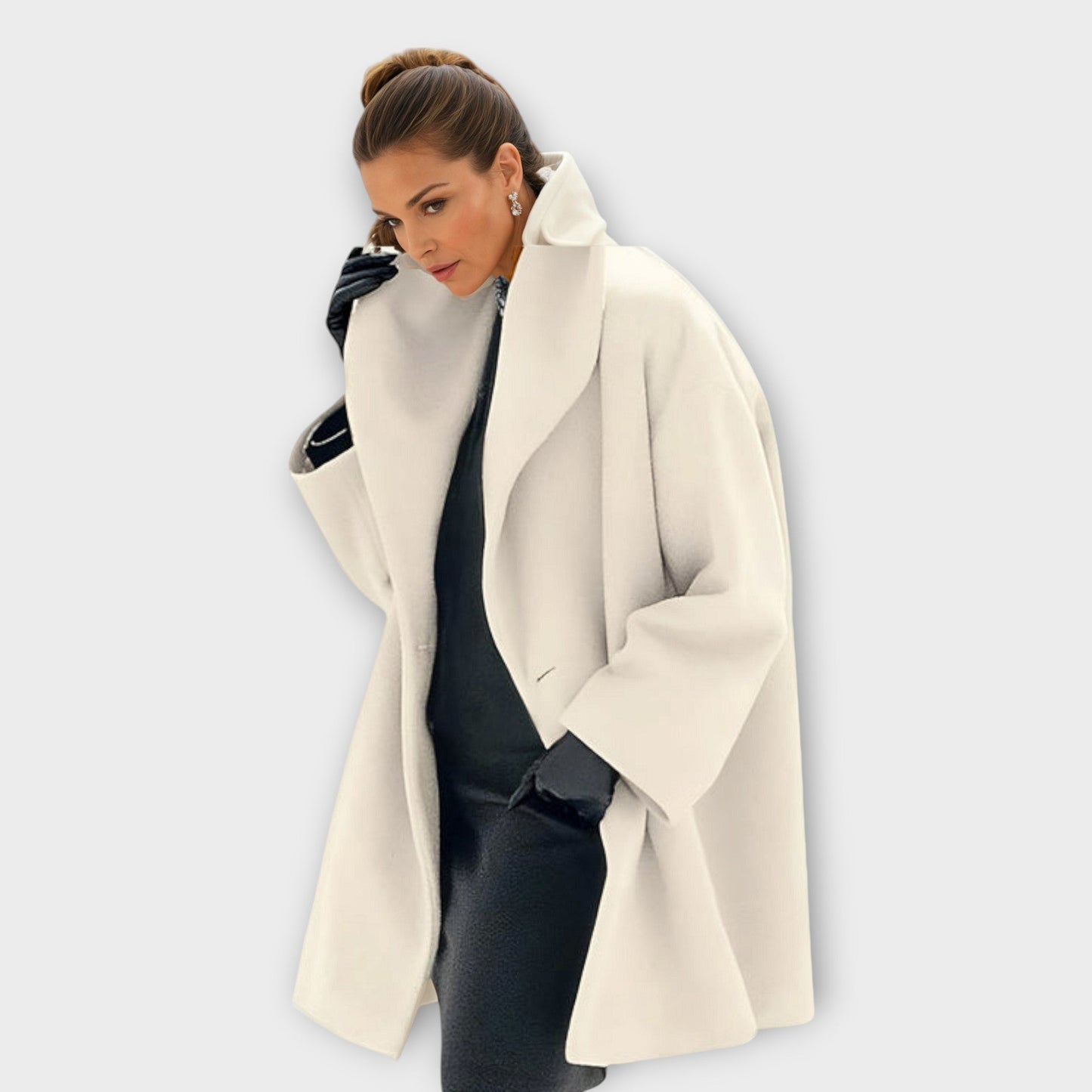Timeless wool coat for women | Avery -6