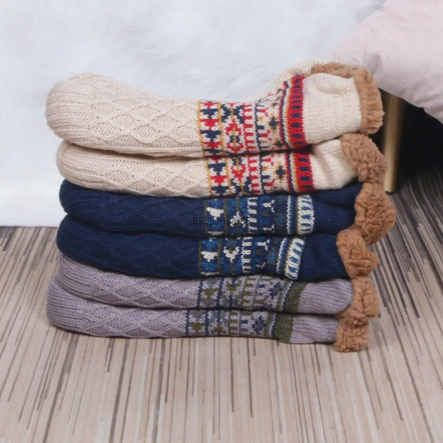 Winter-warm non-slip house socks for women | Sofie