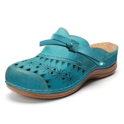 Supportive sandals with adjustable fit for women | Anette