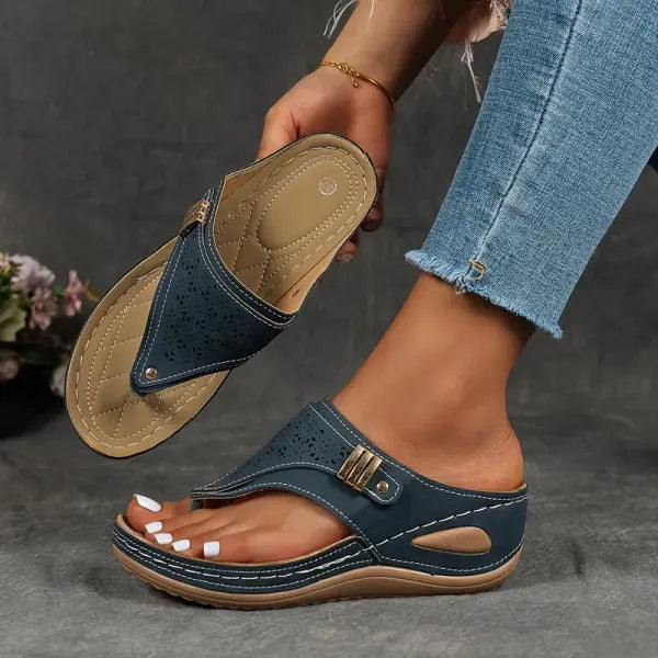 Comfortable orthopaedic sandals for women | Gillian -3