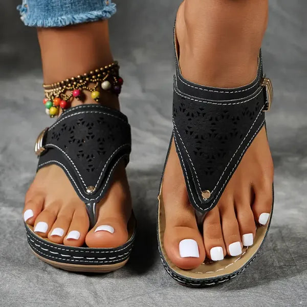 Comfortable orthopaedic sandals for women | Gillian -2