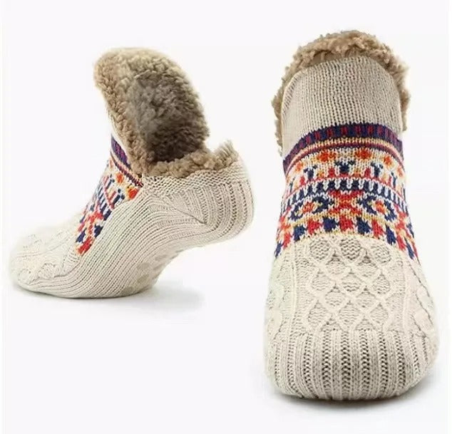 Winter-warm non-slip house socks for women | Sofie